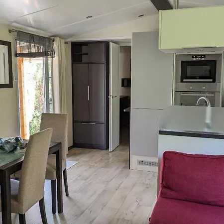 אתר קמפינג Mobil-home Grand Confort