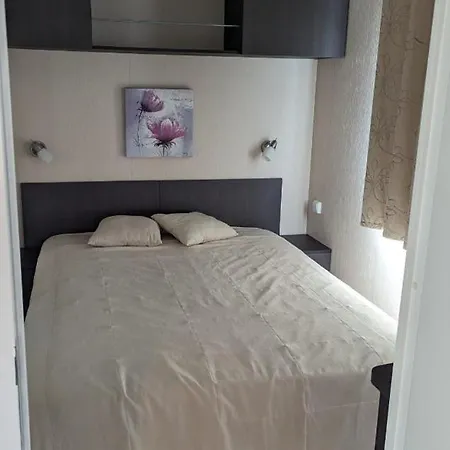 Mobil-home Grand Confort אתר קמפינג *