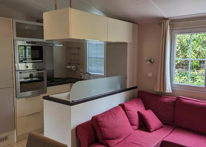 Mobil-home Grand Confort Camping *