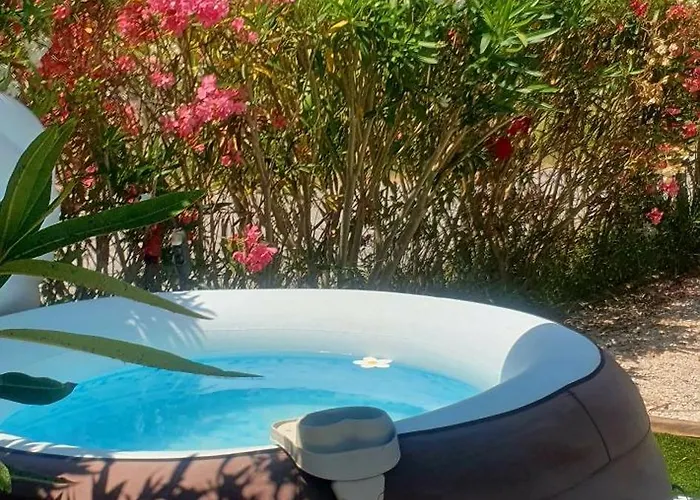 Camping Mobil-home Grand Confort Hyères